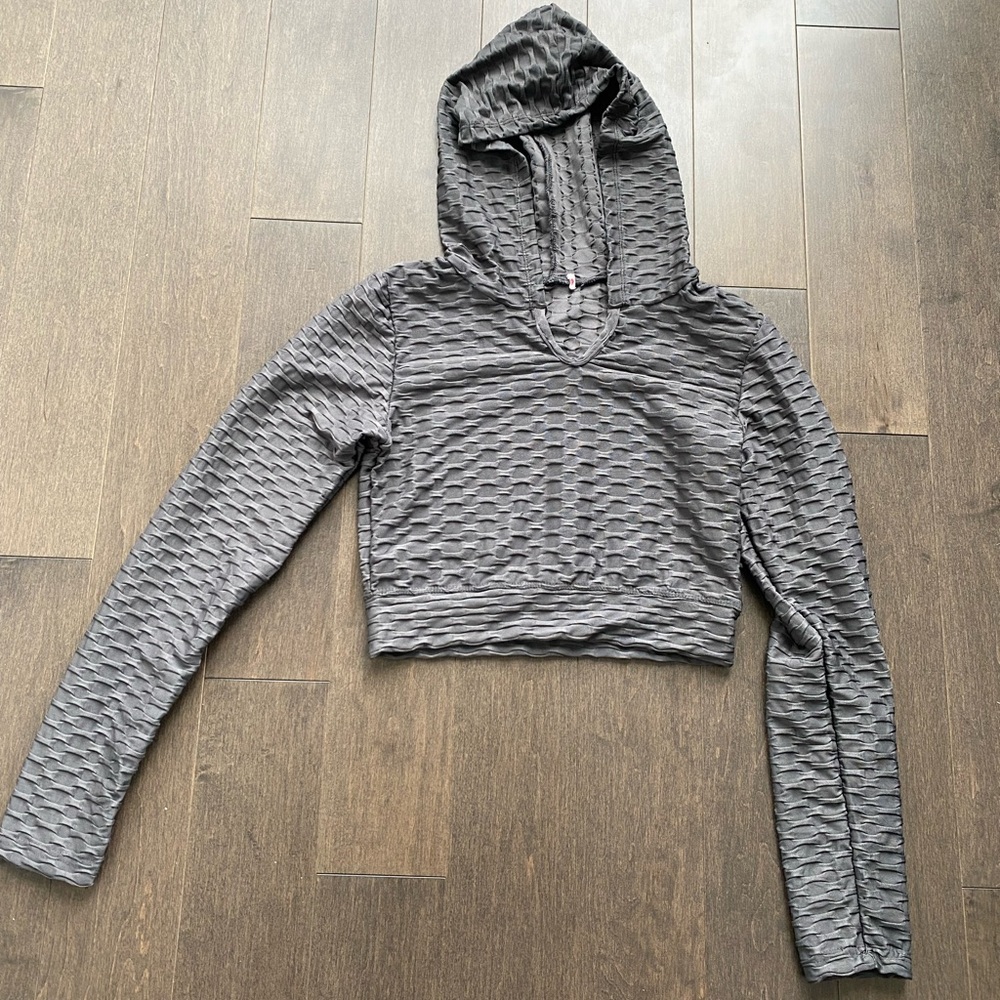 Grey honeycomb material cropped hoodie